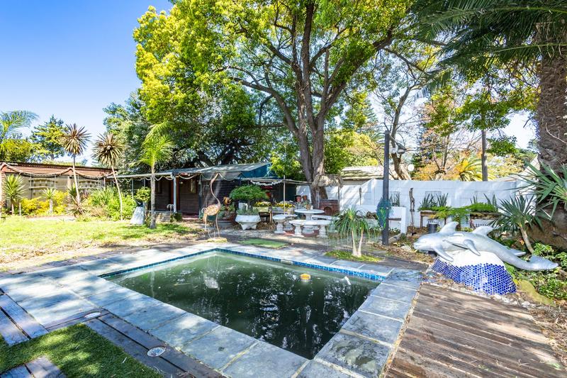 5 Bedroom Property for Sale in St Dumas Western Cape